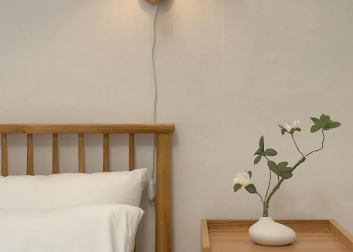 Dan House, Brezze House Villa Seul